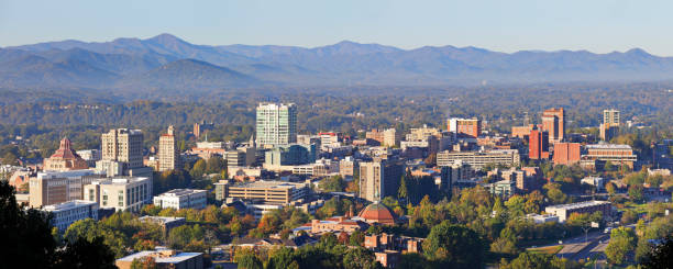 istock Asheville Skyline - North Carolina 1427338105