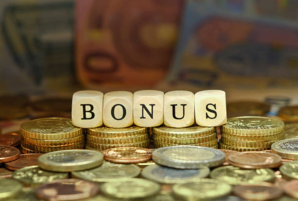 bonus / finanse i koncepcja biznesowa - performance perks incentive coin zdjęcia i obrazy z banku zdjęć