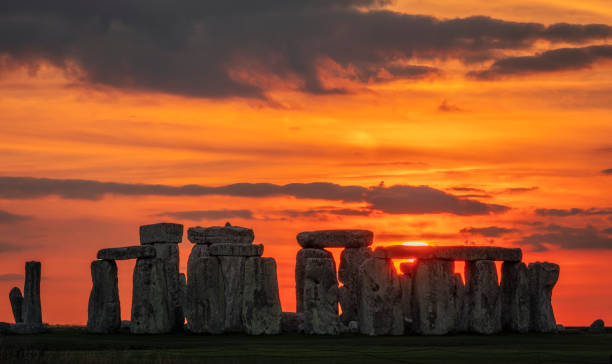 istock Sunset Stonehenge Autumn Equinox 1427482729
