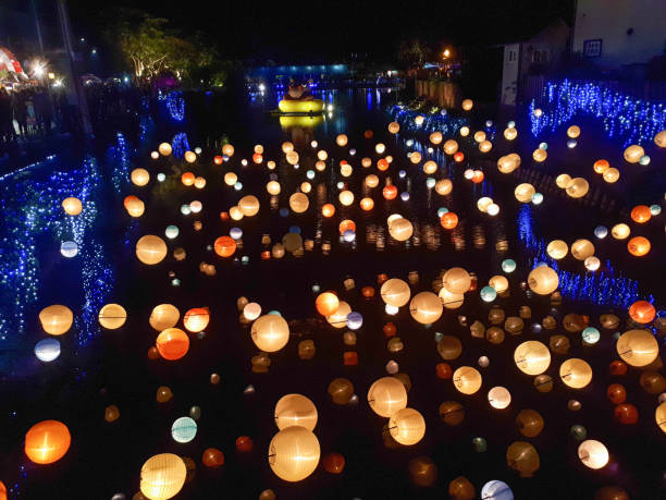istock Many lanterns on the creek 1427569044