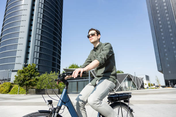 istock businessman rides e-bike 1427594775