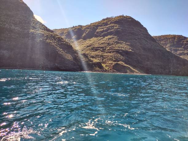 wybrzeże nā pali - kauai tropical climate green travel destinations zdjęcia i obrazy z banku zdjęć