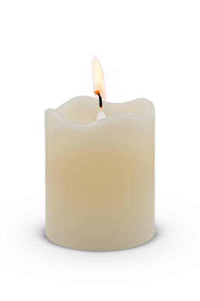 흰색 배경에 고립 된 화이트 왁스 캔들 - candlestick holder single object zen like decoration 뉴스 사진 이미지