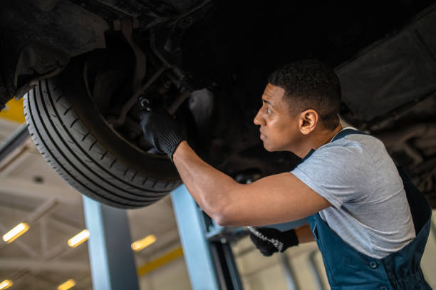 istock Automobile service technician repairing the customer vehicle 1427687565