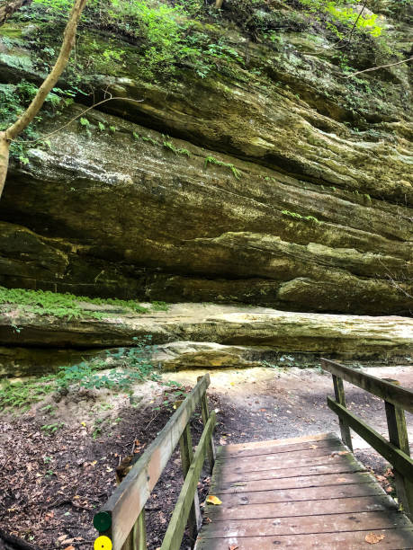 istock Scenic view at Starved Rock State Park in Illinois 1427691340