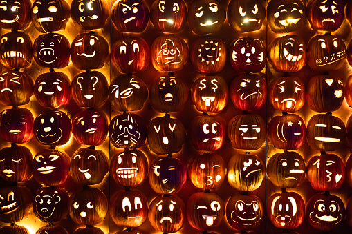 Lots of Jack O'Lanterns with different faces