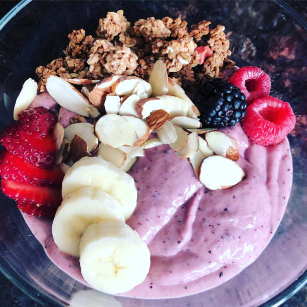 istock Berry Banana Smoothie Bowl 1427697435