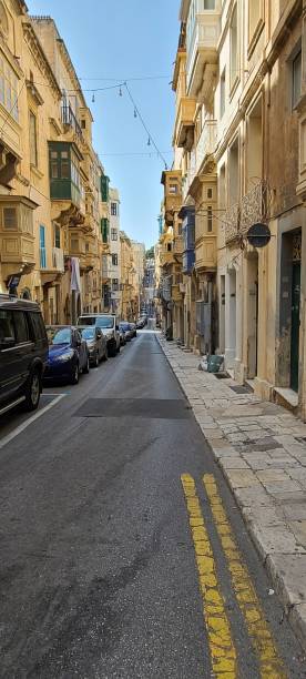 istock The old strees of valletta 1427697594
