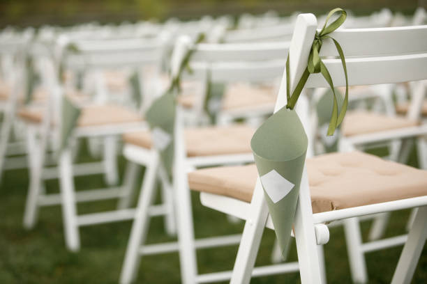 istock Green envelope for petals at the wedding ceremony 1427840125