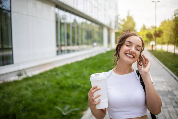 istock Girl prepairing for workout 1427928457