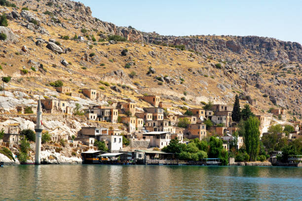 istock Halfeti, Submerged city Sanliurfa Turkey 1428073036