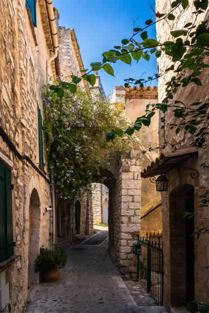 istock Street view in Saint Paul de Vence 1428073176