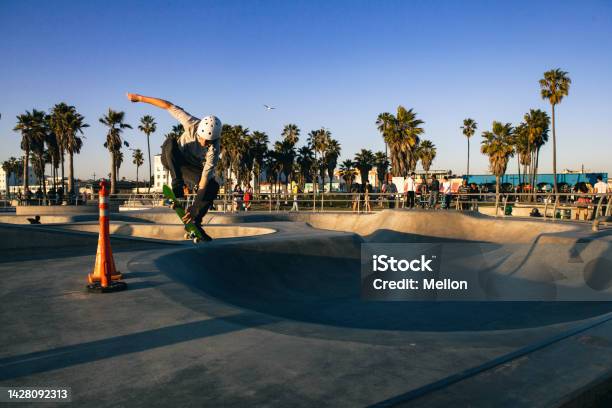 Skater In Venice Beach Stock Photo - Download Image Now - Venice Beach, Skateboard Park, Sports Ramp