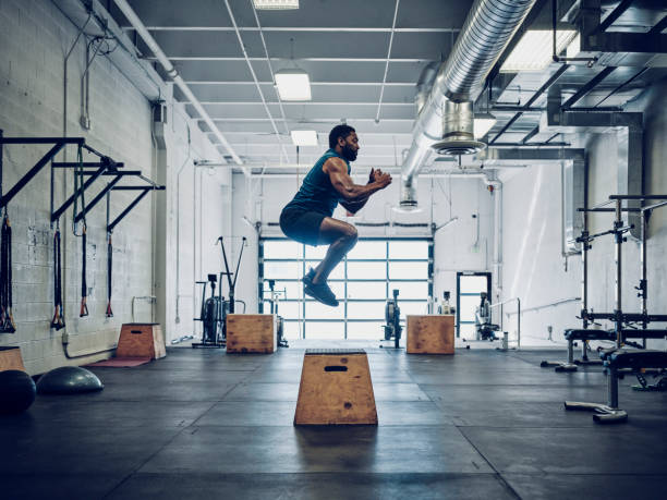 istock Man Cross Training in a Gym 1428121945