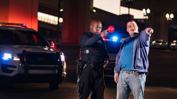 istock Police officer questioning suspect or witness 1428170502