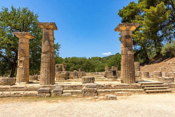 świątynia hery, heraion, starożytna olimpia, grecja - here zdjęcia i obrazy z banku zdjęć