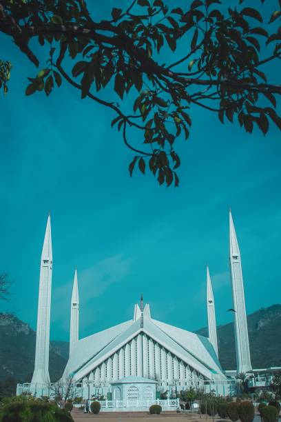 istock Faisal Mosque in Islamabad Pakistan 1428353718
