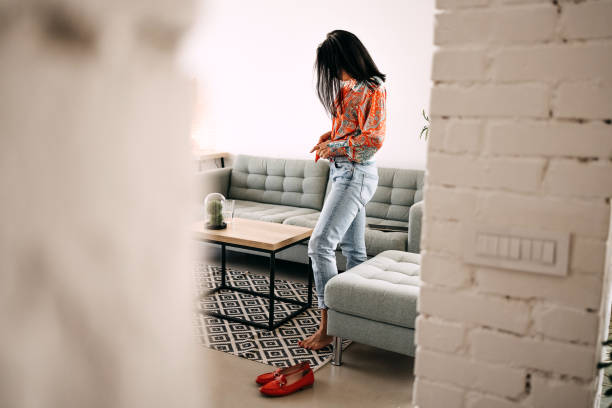 istock Woman is preparing to go out 1428411574