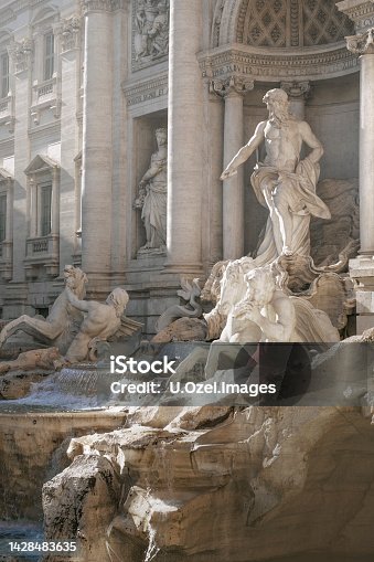 istock Fontana di Trevi - The Trevi Fountain 1428483635