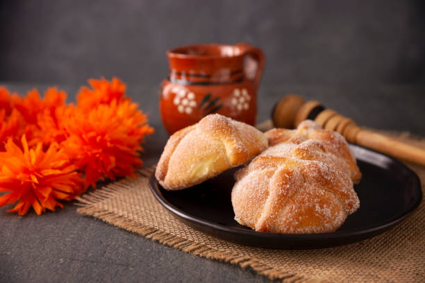 istock Mexican Sugary Pan de Muerto 1428513948