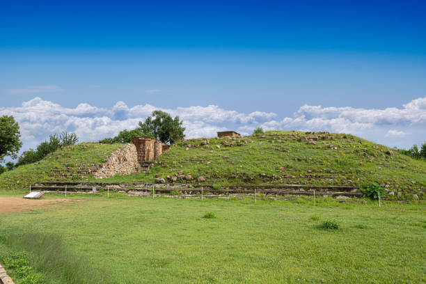 istock Building X at Monte Alban archaeological site, Oaxaca, Mexico 1428540223