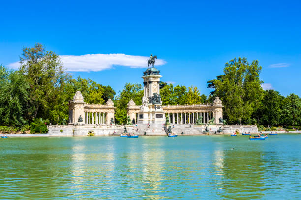 istock Retiro-Park in Madrid 1428623615