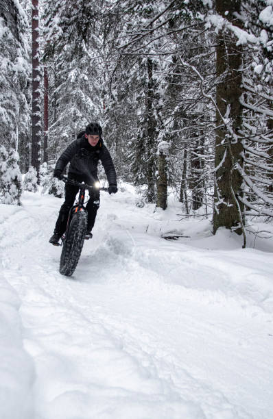 istock Moutainbiking in winter wonderland 1428639552