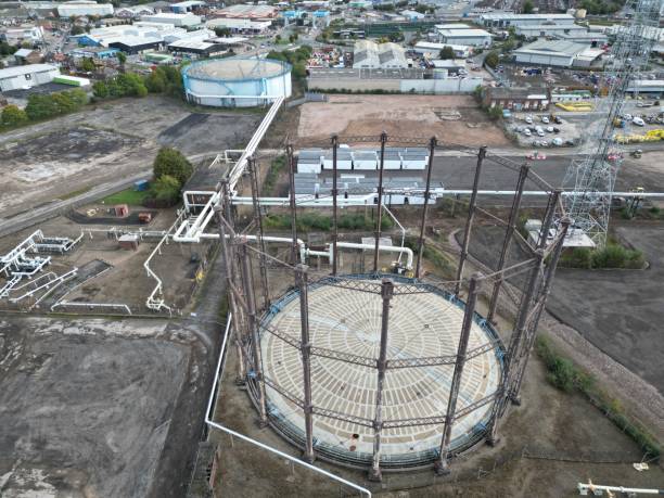 istock Steel structure of empty victorian gas storage tank, Empty gasometer 1428665507