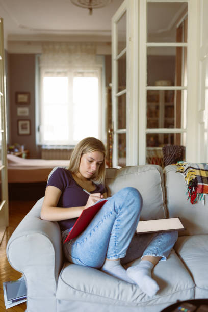 istock Girl learning at home 1428689530