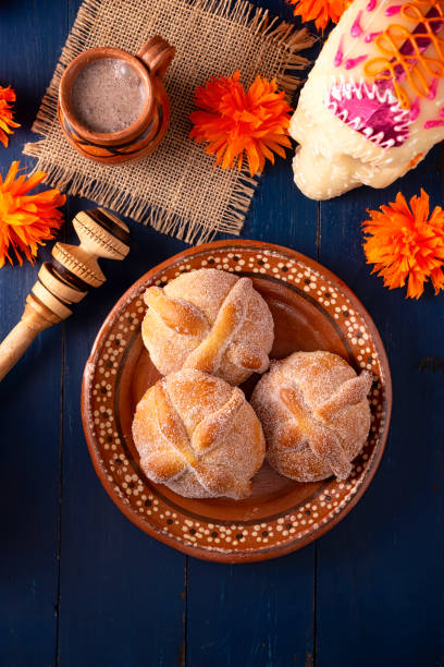 istock Pan de Muerto Maxican Tradition Top View 1428735091
