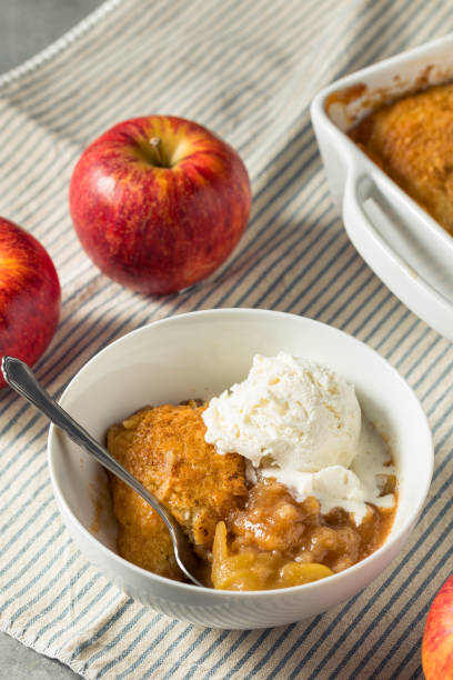 istock Homemade Apple Cobbler Dessert 1428748039