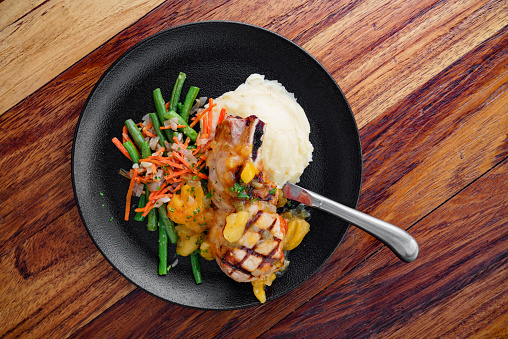 Pork Chops with Mashed Potatos and Vegetables