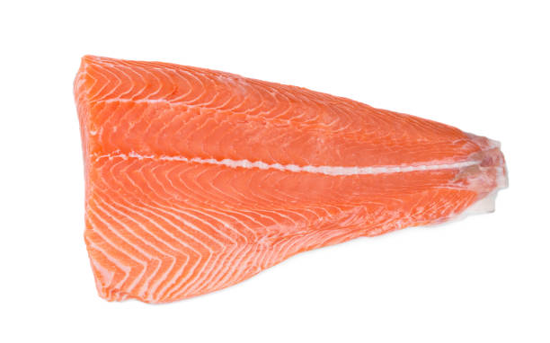 raw salmon fillet. - alaskan salmon imagens e fotografias de stock