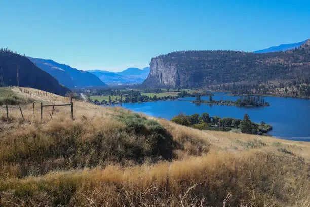 McIntyre Bluff, Vaseux Lake, Okanagan Valley, British-Columbia, Canada, view on the mountains in background, view on the islands, landscape, background