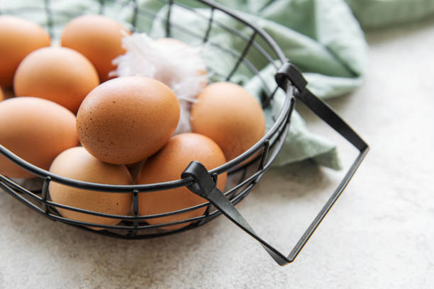 istock Basket of fresh brown eggs 1429286529