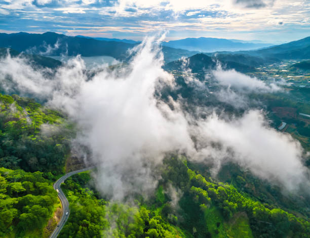Dran pass seen from above is beautiful and majestic. Dran pass seen from above is beautiful and majestic. This is the most beautiful and dangerous pass in Da Lat of Vietnam dalat stock pictures, royalty-free photos & images