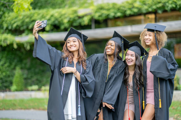 istock University Graduation Selfie 1429433344