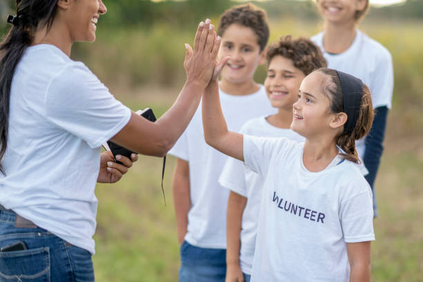 istock Standing in Line to Volunteer 1429461360
