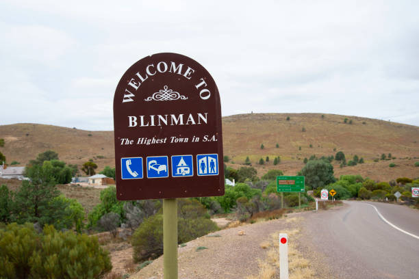 istock Town of Blinman Welcome Sign 1429560220