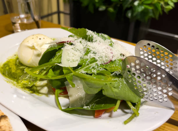 istock A dish of salad 1429592794