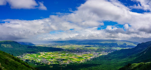 istock Overlooking Mt. Aso from the Aso Skyline Observatory 1429597765