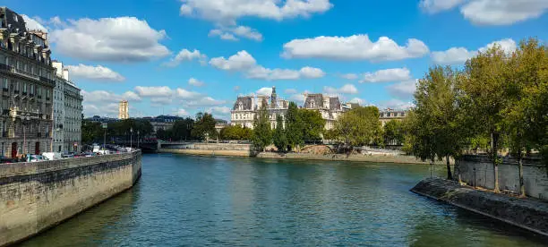 Photo of Bridge over the seine river against sky