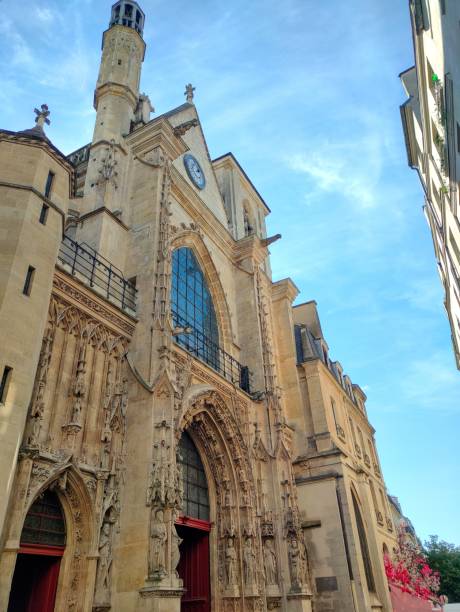 istock Saint-Merri Church 1429725141