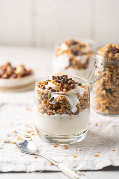 istock Crunchy honey granola 1429740340