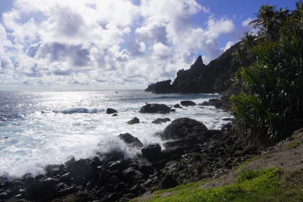 istock Rugged Bounty Bay, Pitcairn Island 1429787015