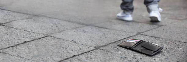 istock Lost Wallet On Street 1429979704