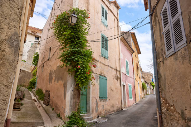 istock Valensole town in the provence 1429989347