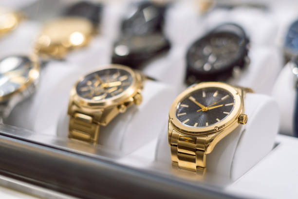 high end golden watches shop - liten klocka bildbanksfoton och bilder