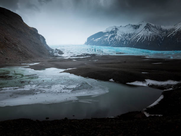 istock Dramatic and Moody Svinafellsjokull Glacier in Iceland 1430108677