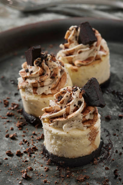 istock Mini Cookies and Cream Cheesecake's 1430121156